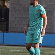 Buenas, mi nombre es Matías soy Profesor de Educación Física, Personal Trainer y Entrenador de fútbol. Un gusto poder saludarlos
